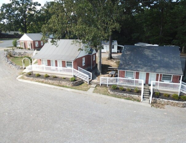 Early American Motel Stay Kentucky Lake