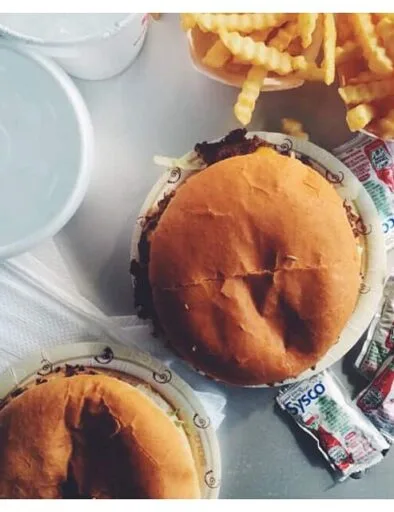 Burgers, crinkle-cut fries and drinks